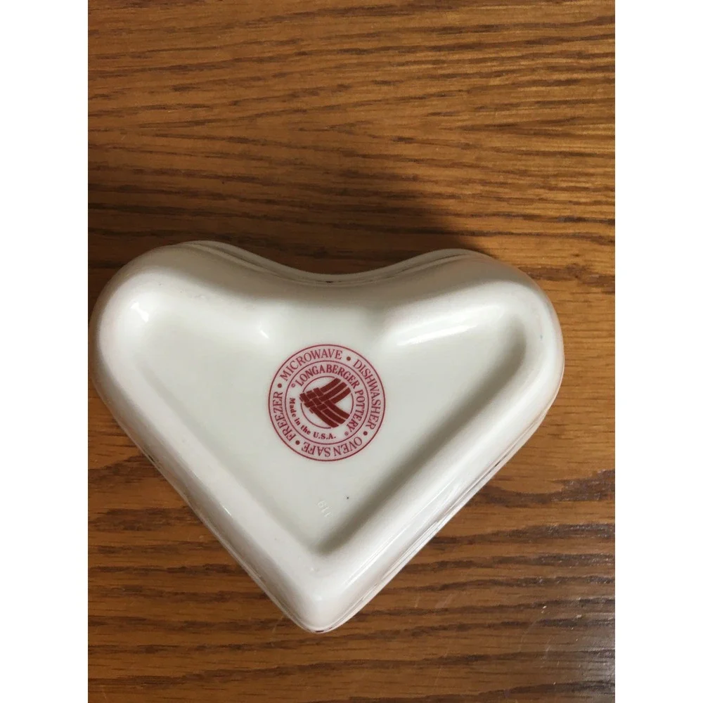 Longaberger Pottery Woven Traditions 'Traditional Red' Heart Ramekin Dish 39748